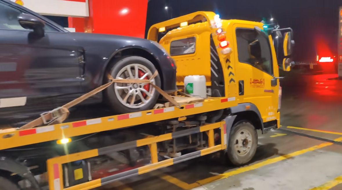 威海行车途中遇到突发状况该如何呼叫道路救援？